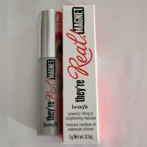 Benefit They're Real! Magnet Mascara Mini In Supercharged (Black)